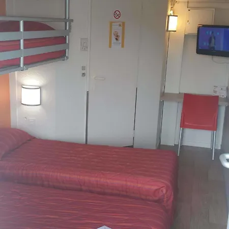Premiere Classe Hotell 3*