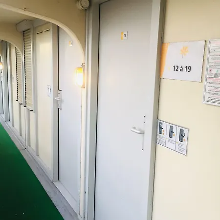 ホテル プレミア クラッセ 3*