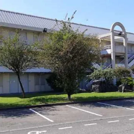 ホテル プレミア クラッセ バイヨンヌ