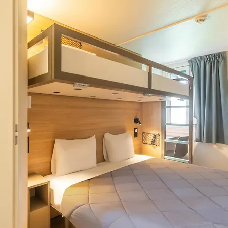 Premiere Classe Bayona