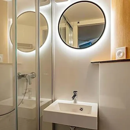 Premiere Classe Hotel 3*