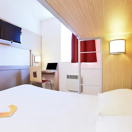 Premiere Classe Hotel 3*