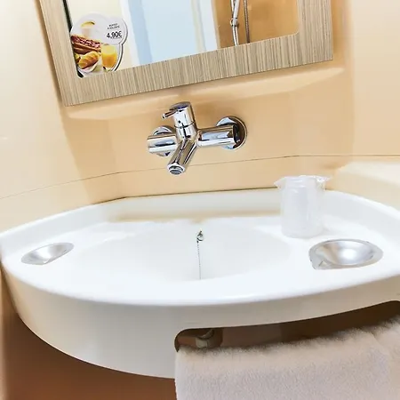 Premiere Classe Bayonne