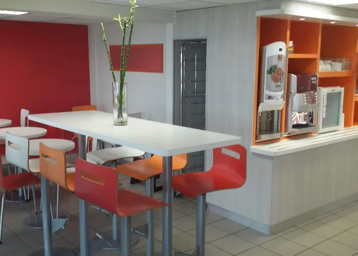 Hotel Premiere Classe Bayona