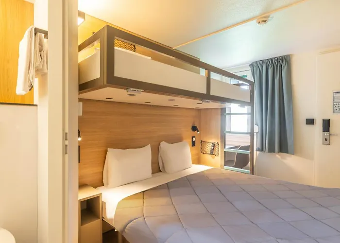 Premiere Classe Bayona