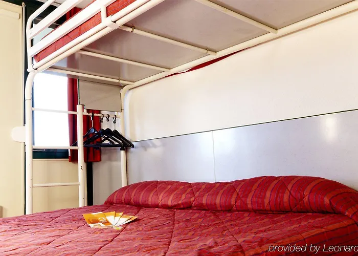 Premiere Classe Bayona